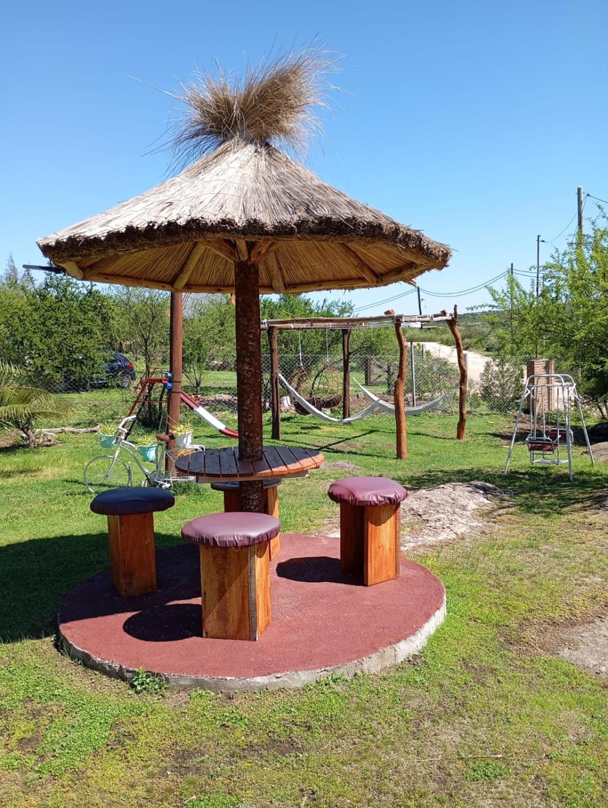Cabanas Vicentico Mina Clavero Buitenkant foto